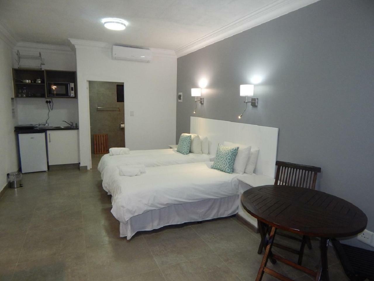 Hippo Lodge Apartments Saint Lucia Estuary Exterior foto
