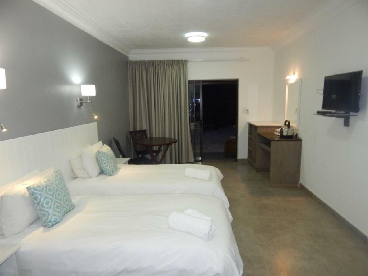 Hippo Lodge Apartments Saint Lucia Estuary Exterior foto